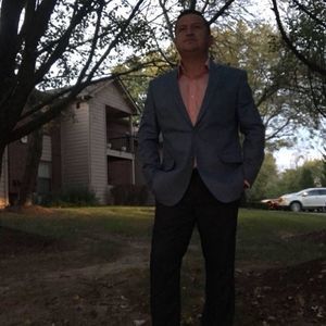 Meet your Posher, Carlos alberto